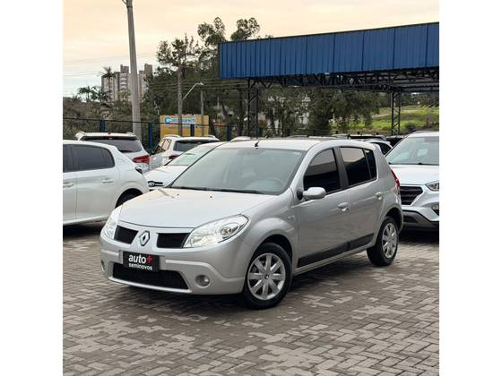 RENAULT SANDERO 1.6 PRIVILÉGE 16V FLEX 4P MANUAL RENAULT SANDERO 1.6 PRIVILÉGE 16V FLEX 4P MANUAL